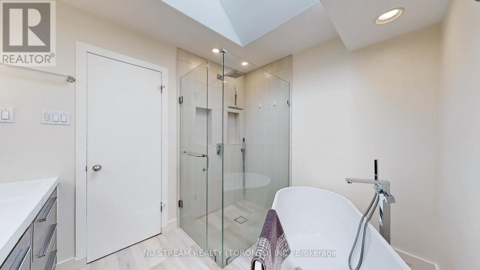 15 BOND CRESCENT - Image 29