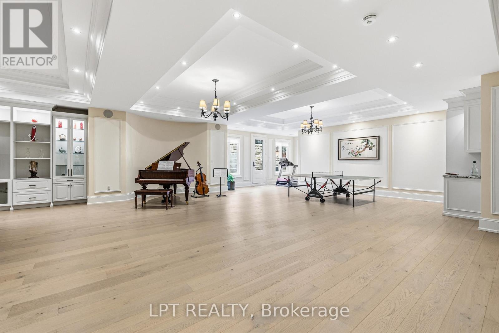 256 PATRICIA DRIVE - Image 44
