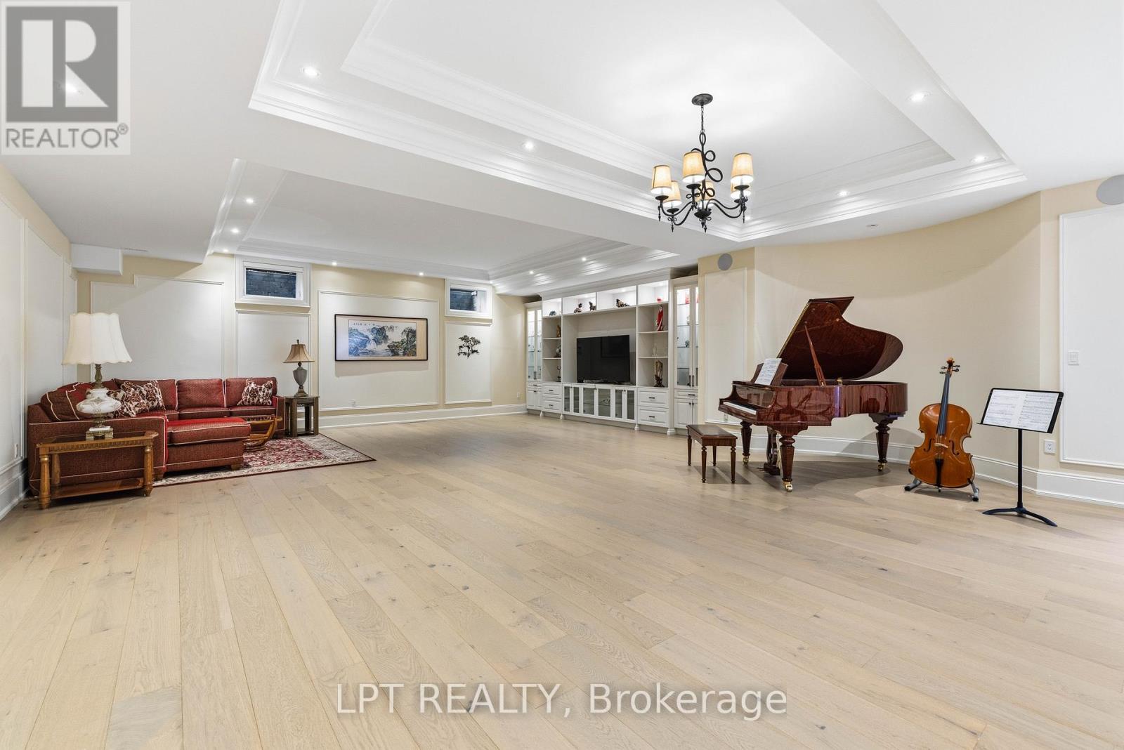 256 PATRICIA DRIVE - Image 45