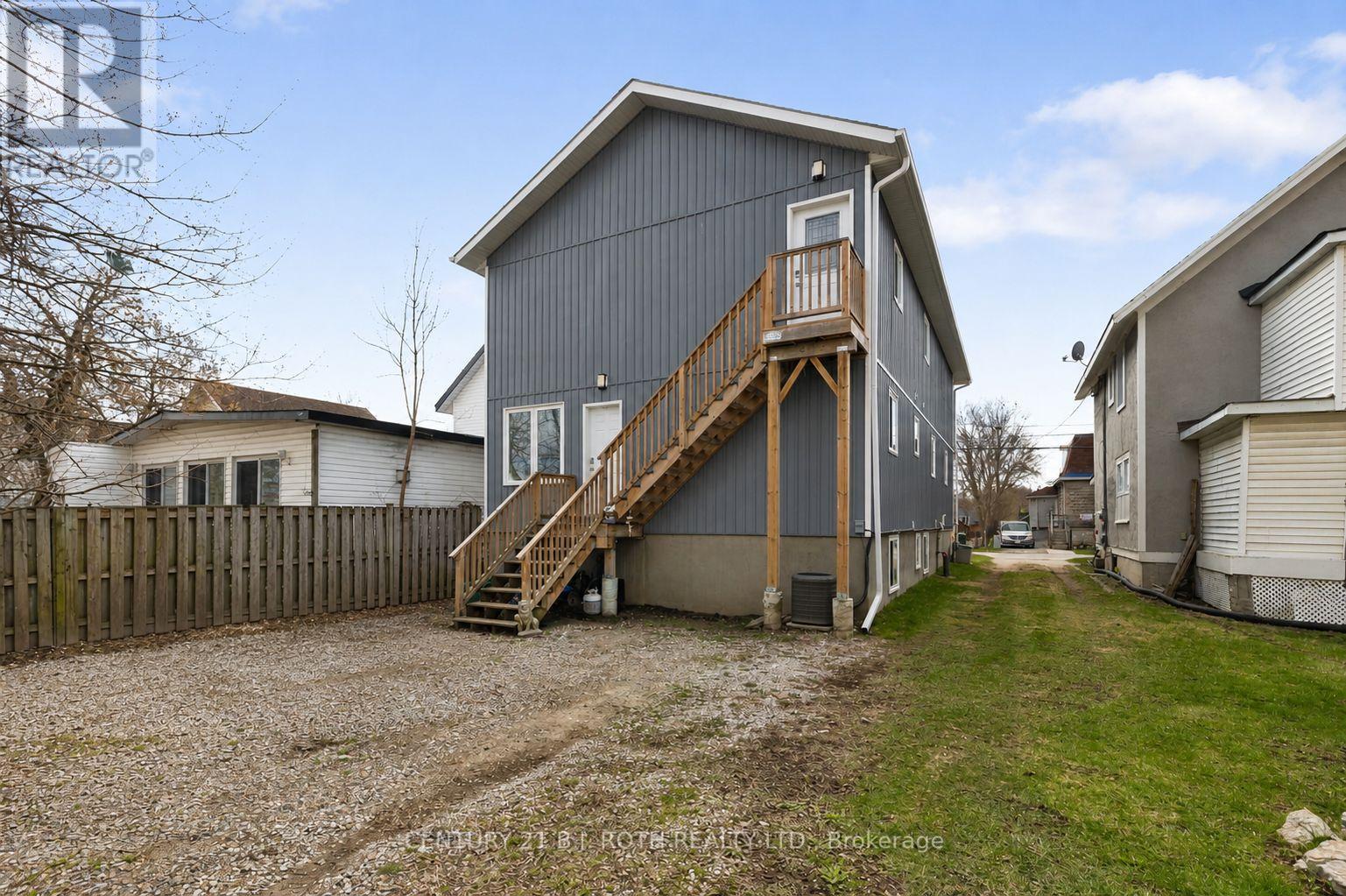 102 DUNLOP STREET - Image 16