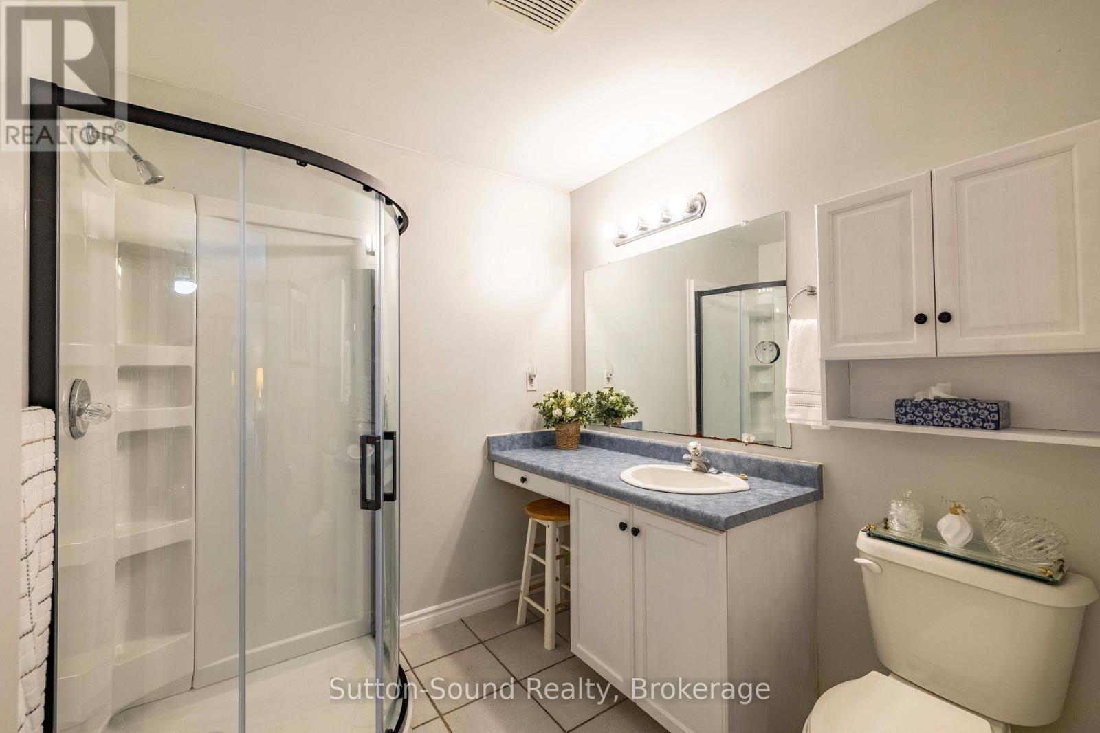 14 SHAMROCK BOULEVARD - Image 19