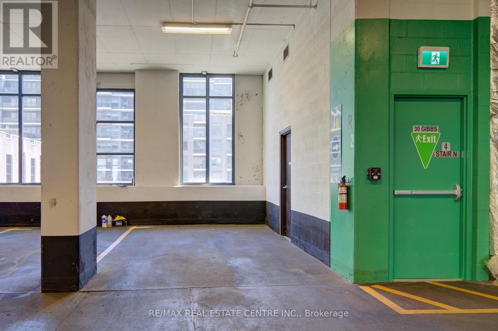 #2608 30 GIBBS ROAD - Image 32