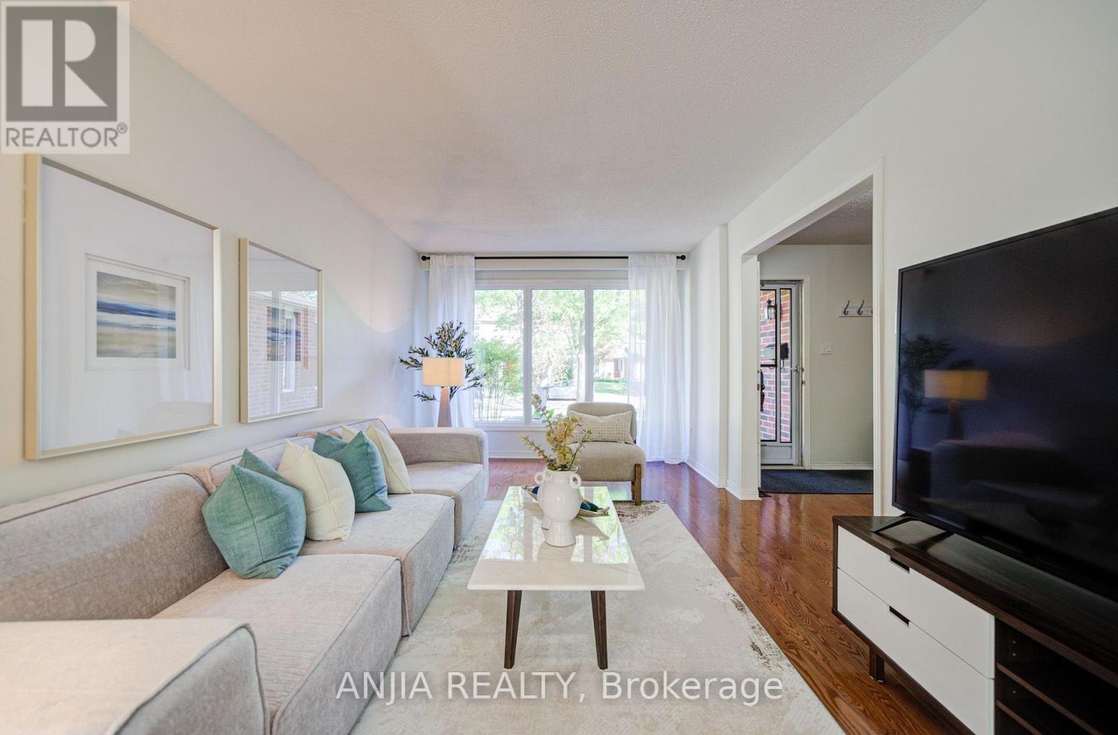 77 ROYAL PALM DRIVE - Image 12
