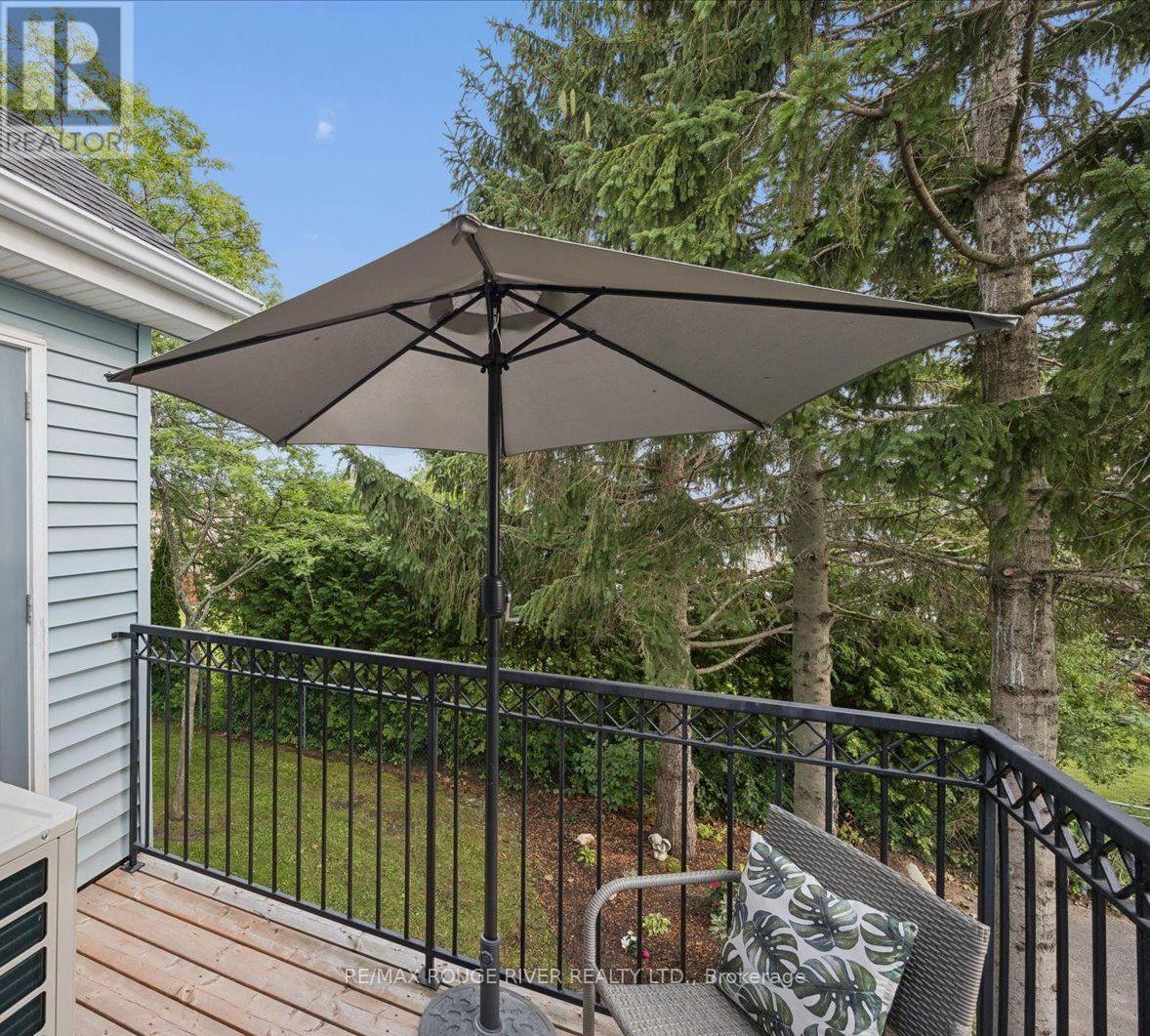 #F205 182 D'ARCY STREET - 22