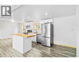 39 Duke Street, Minto, NB E4B3P8 Photo 11