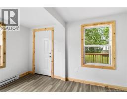 Foyer - 39 Duke Street, Minto, NB E4B3P8 Photo 6