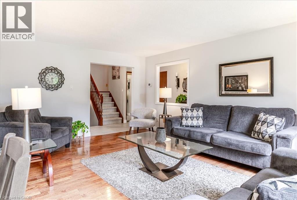 219 ATHENIA Drive - Image 9