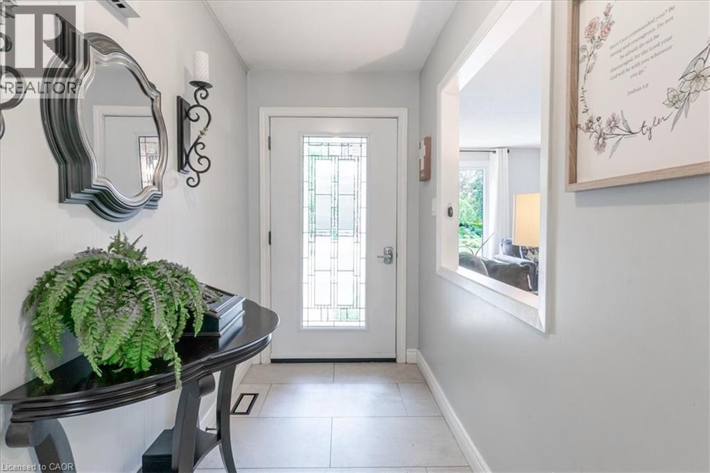219 ATHENIA Drive - 4