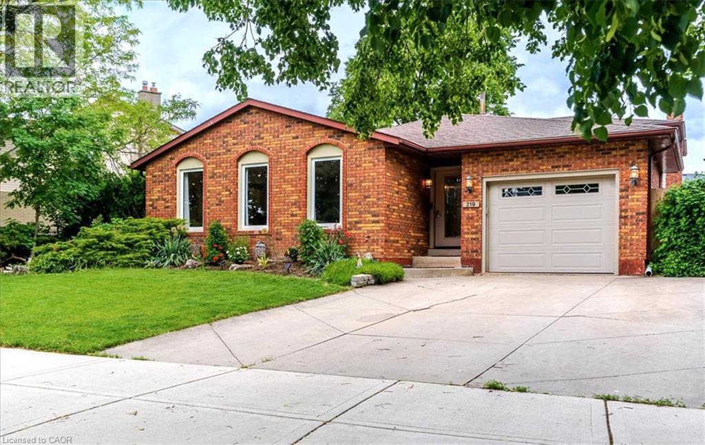 219 ATHENIA Drive - Image 3