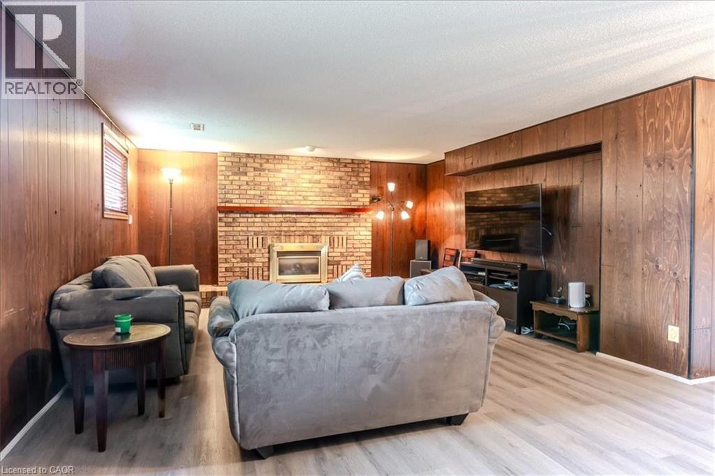 219 ATHENIA Drive - Image 26