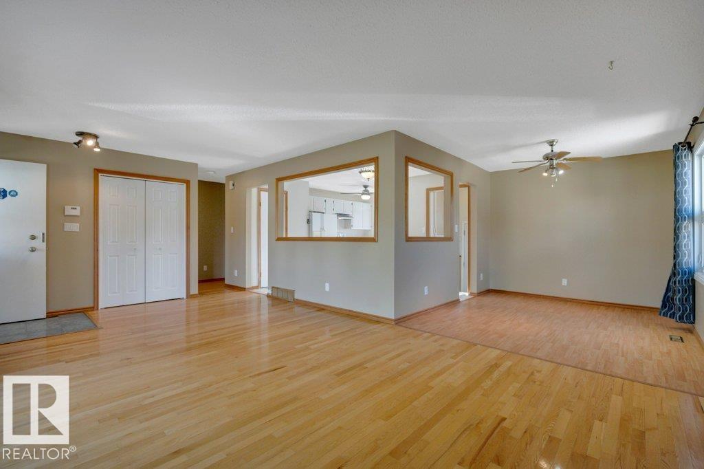 3506 44 ST - Image 10