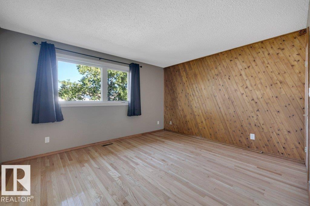 3506 44 ST - 21