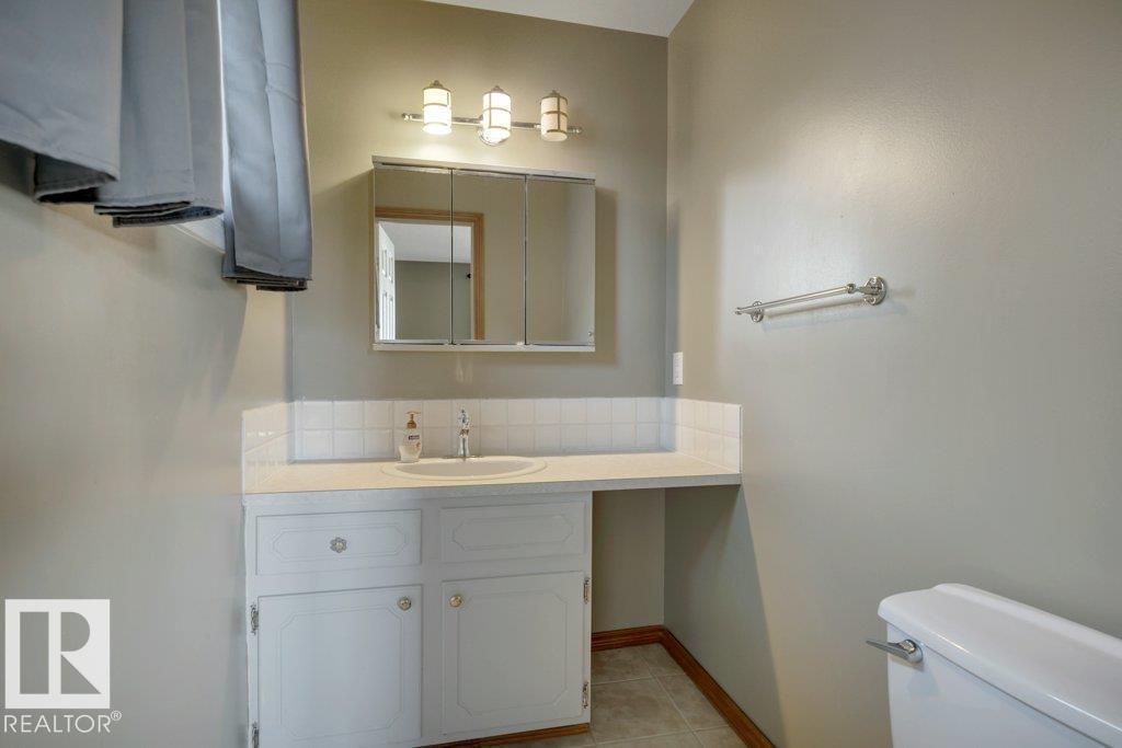 3506 44 ST - 24