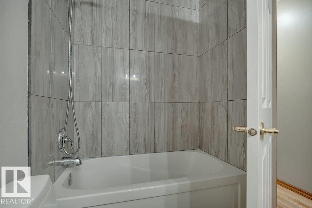 3506 44 ST - Image 30