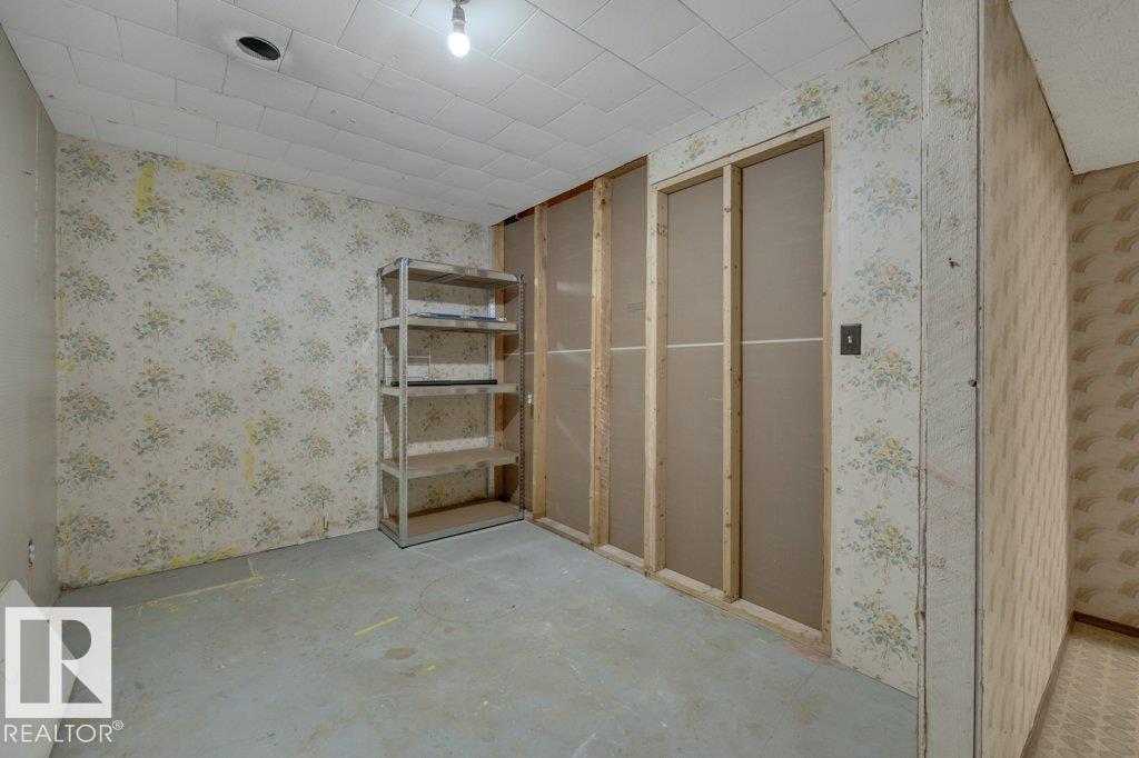 3506 44 ST - Image 41