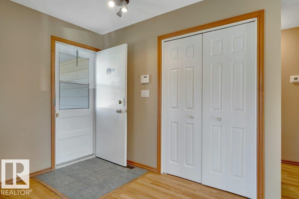 3506 44 ST - Image 5