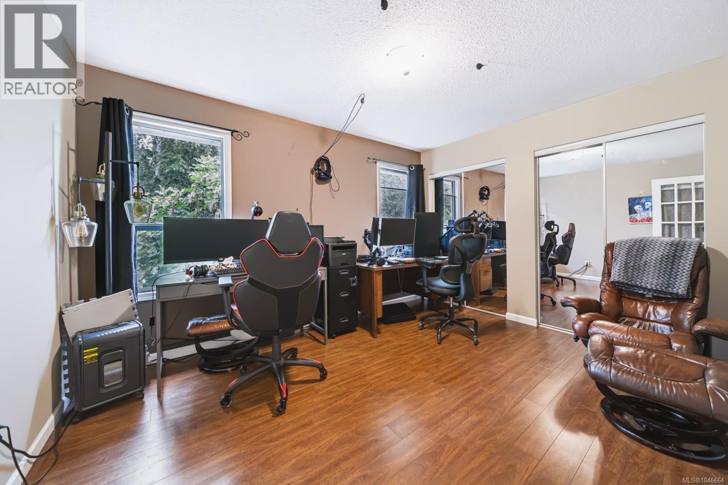 1001 Timberwood Dr, Nanaimo