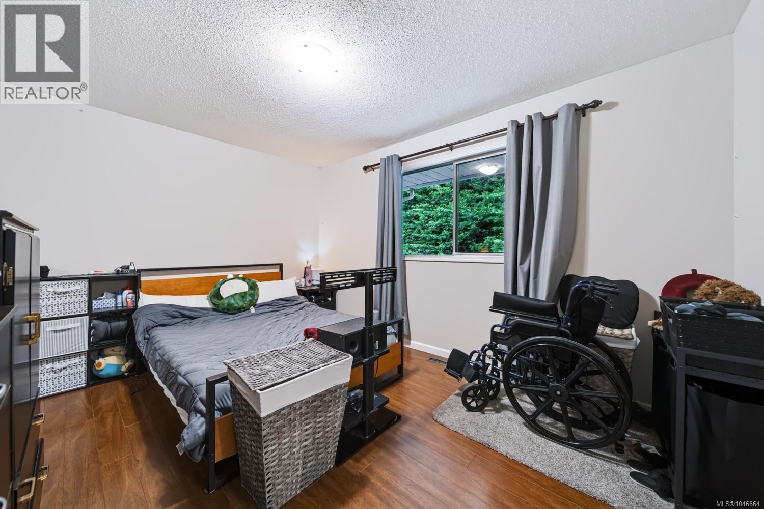 1001 Timberwood Dr, Nanaimo