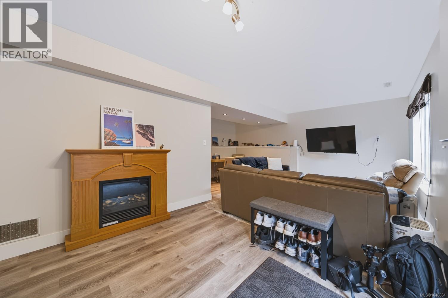 1001 Timberwood Dr, Nanaimo