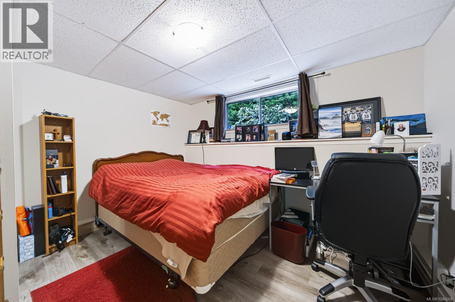 1001 Timberwood Dr - 24