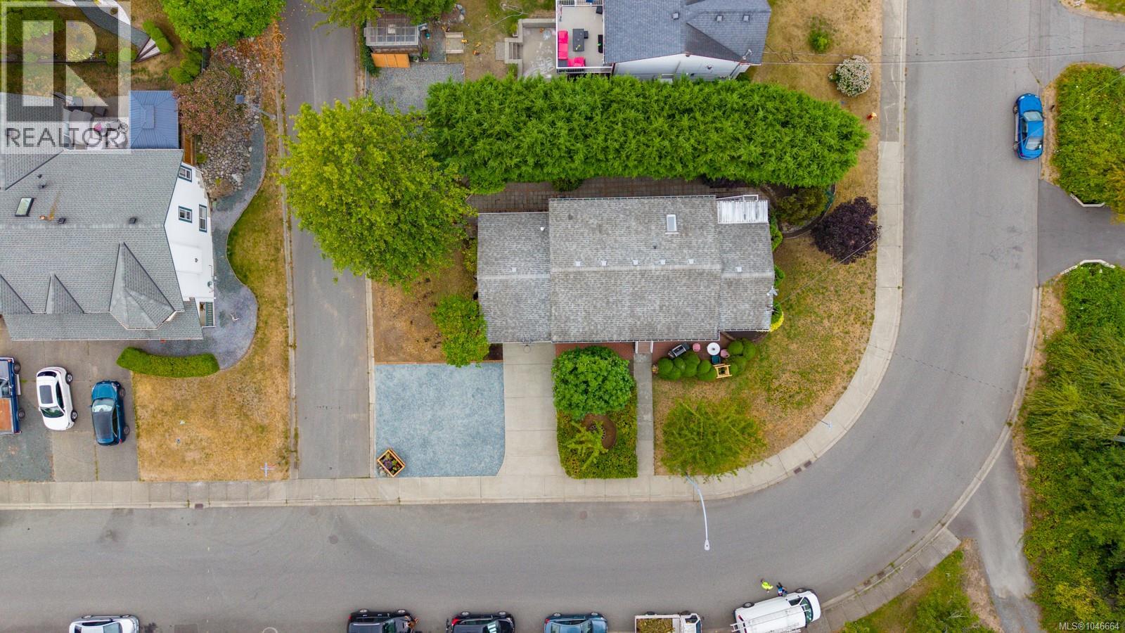 1001 Timberwood Dr - 27
