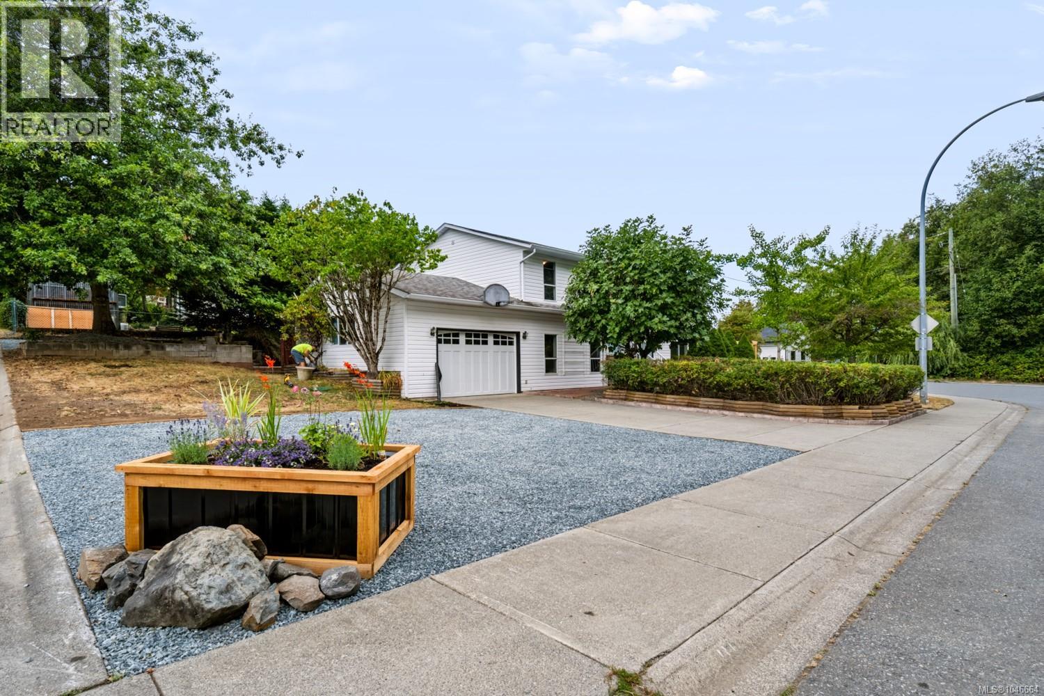 1001 Timberwood Dr, Nanaimo