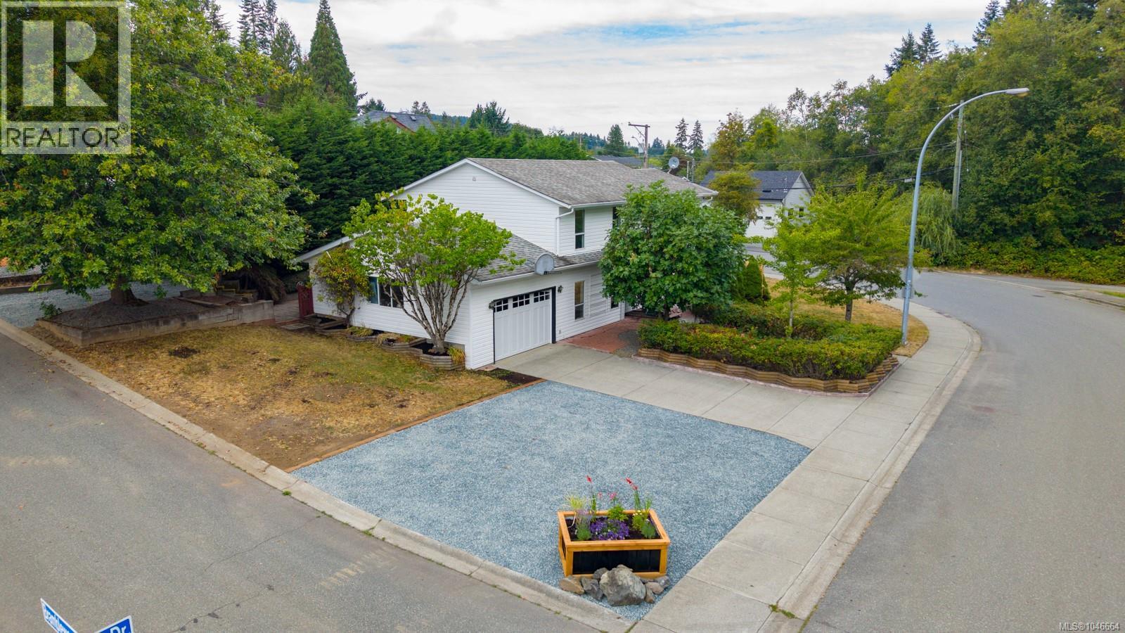 1001 Timberwood Dr, Nanaimo