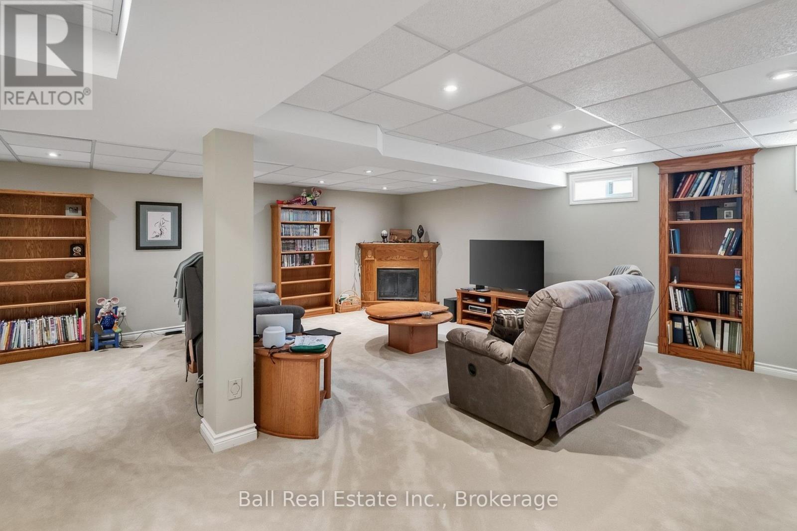 1517 SILVER SPRUCE DRIVE - 28