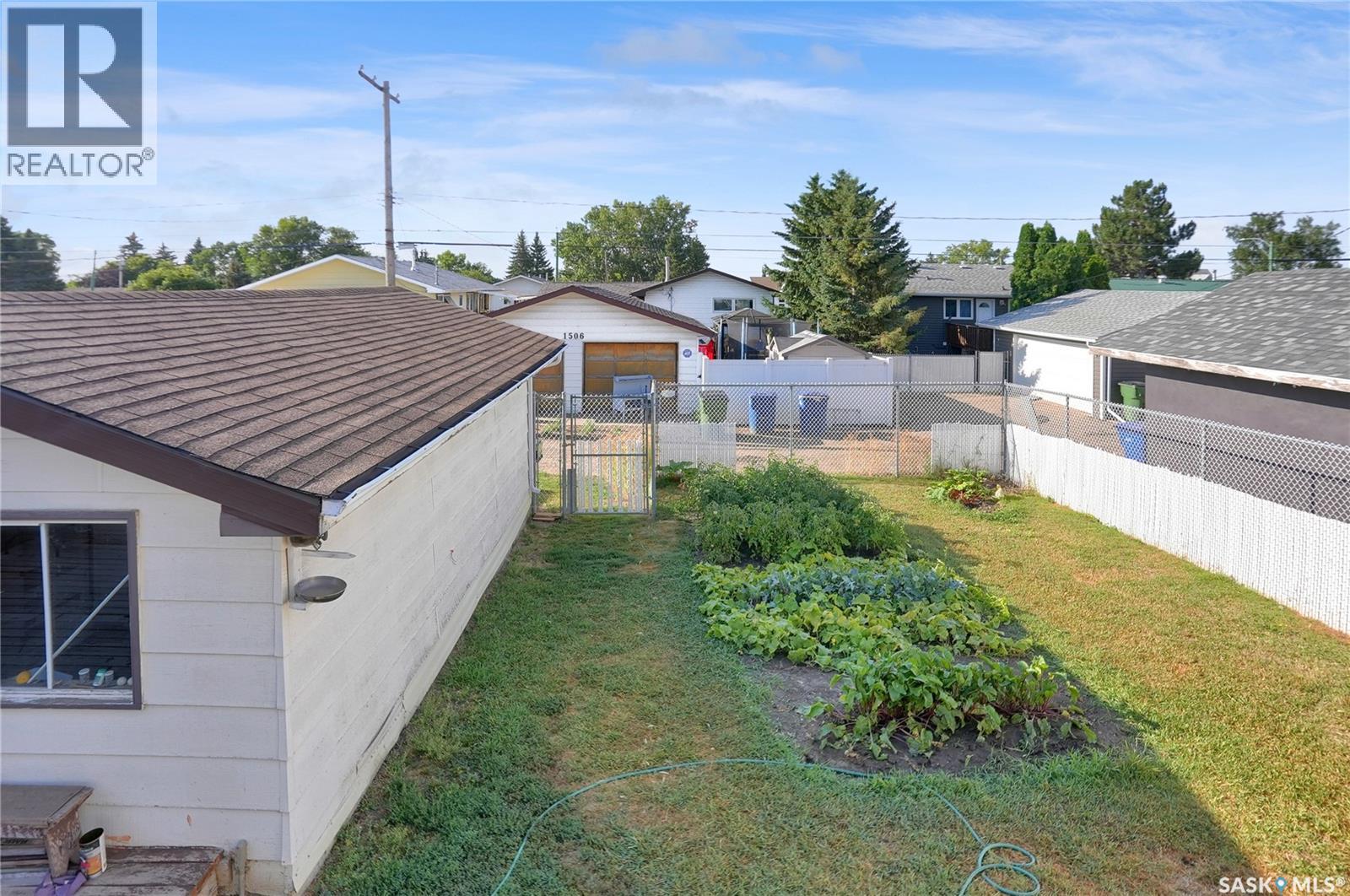 1507 Caribou STREET W - 41
