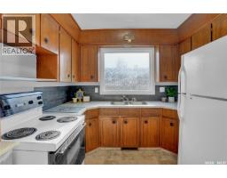 1507 Caribou Street W, Moose Jaw, SK S6H7N5 Photo 12