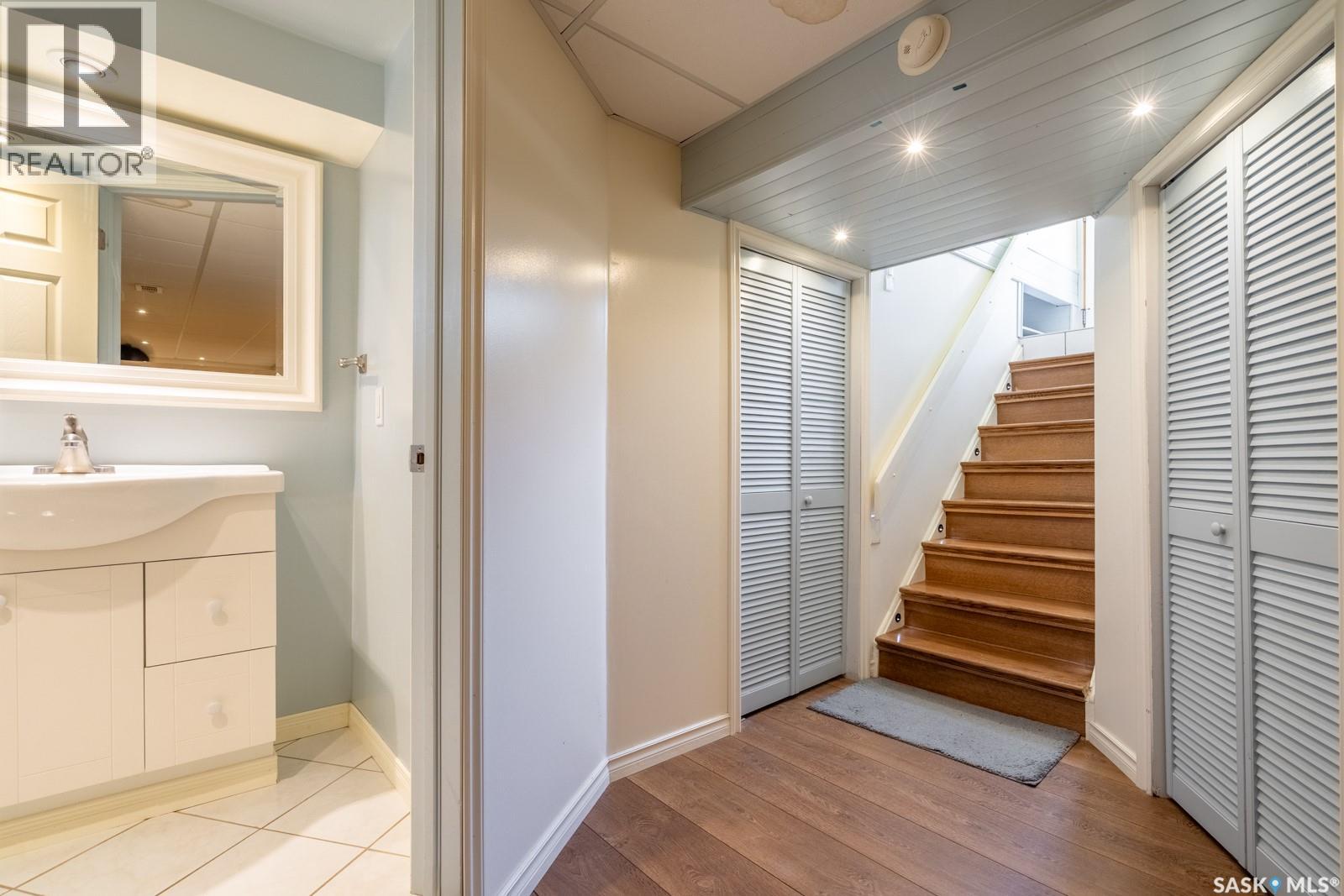 24 Mayfair CRESCENT - Image 21