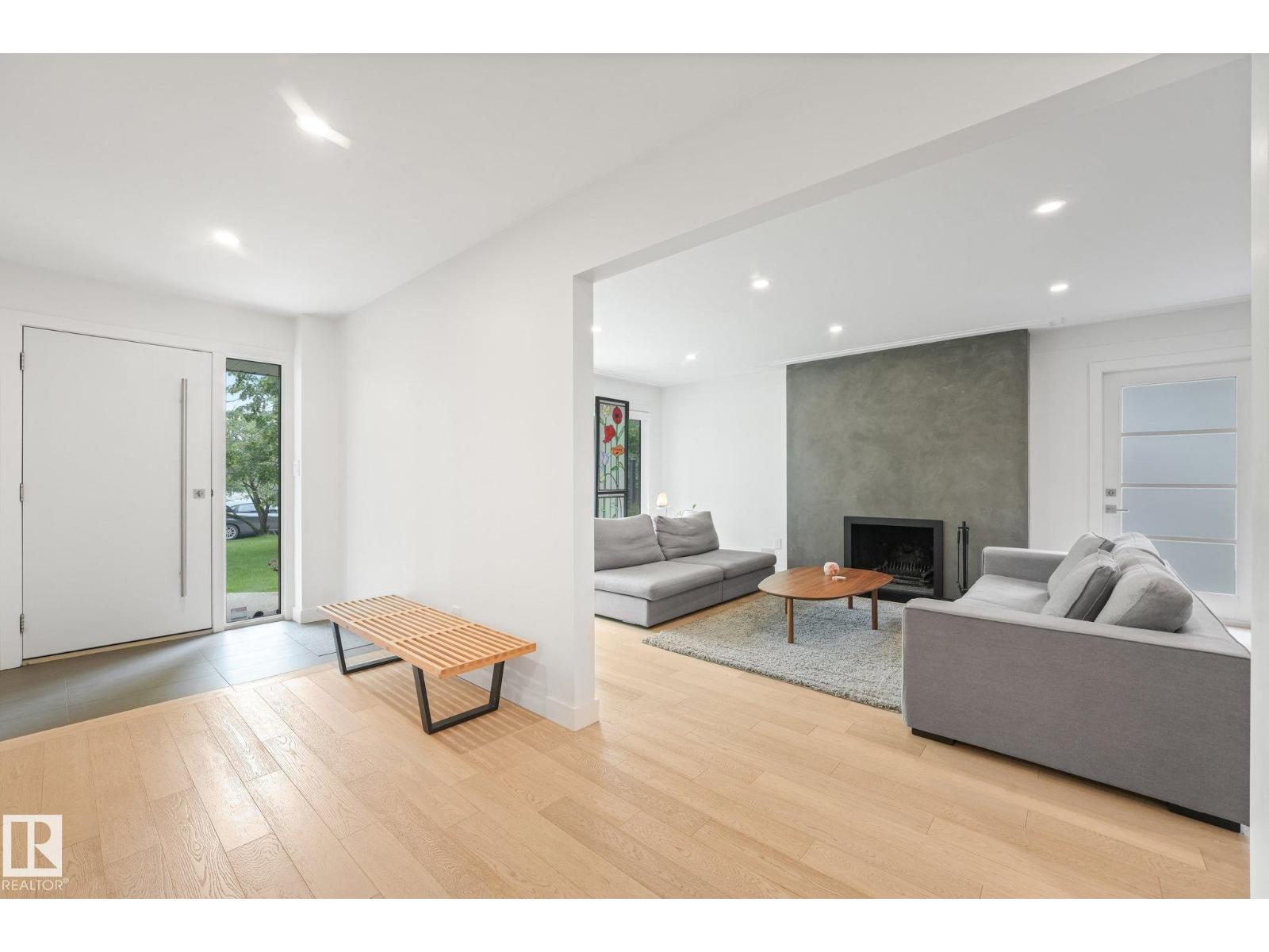 14128 98 AV NW - Image 3