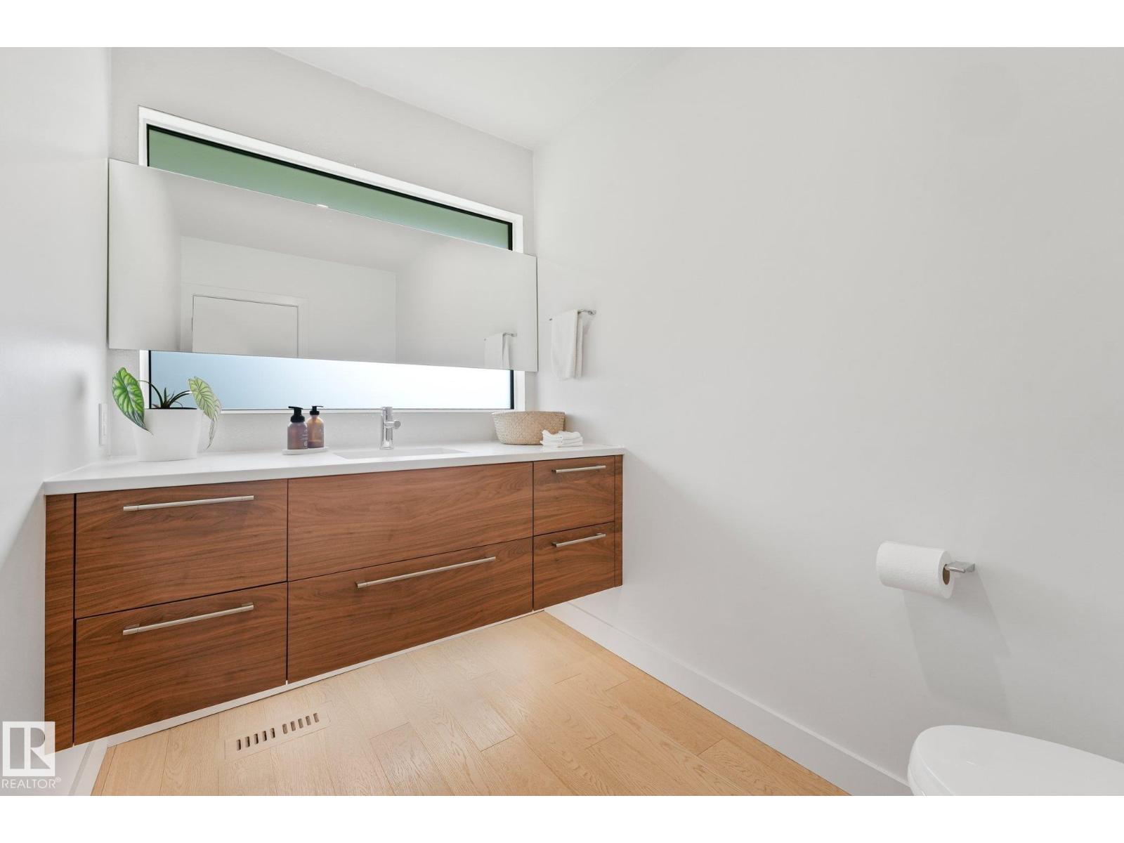 14128 98 AV NW - 32