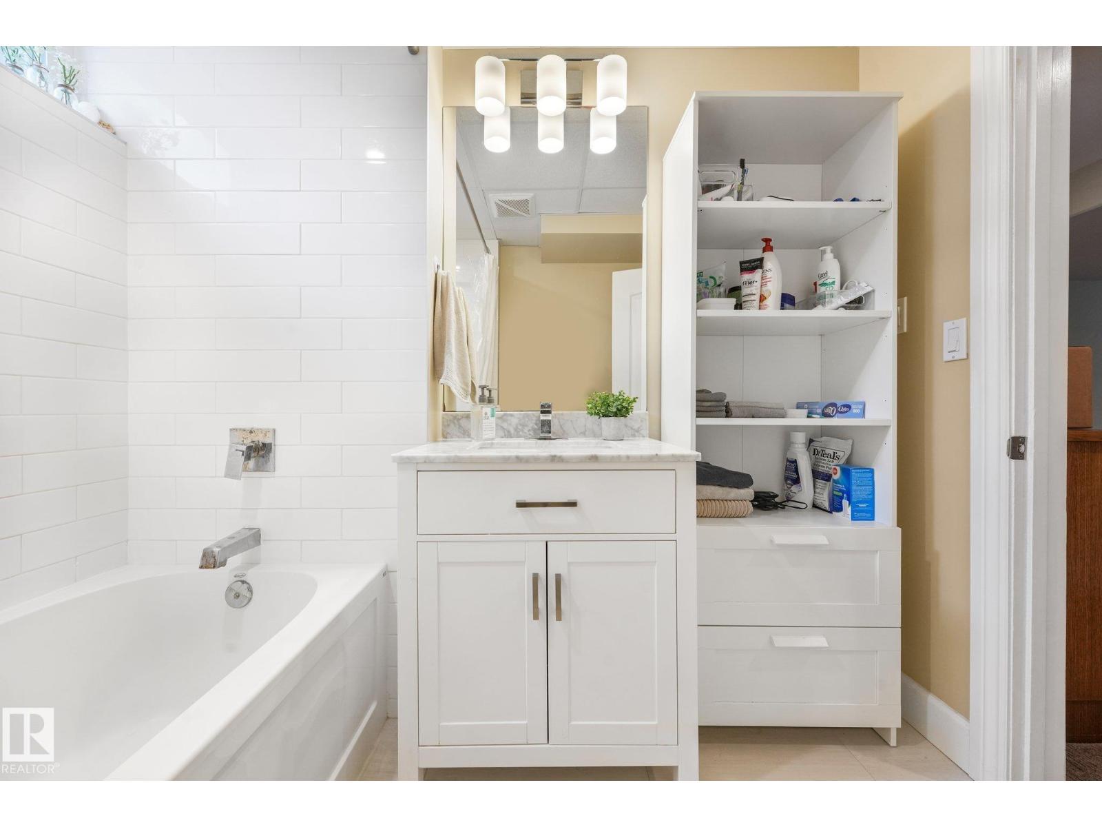 14128 98 AV NW - 52