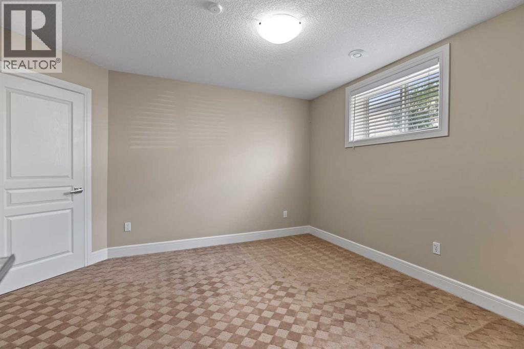 21 Saddlelake Lane NE - 41