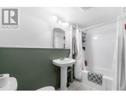 176 Patrick Street thumbnail 16
