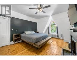 176 Patrick Street thumbnail 9