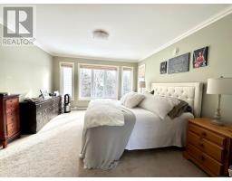 9 Brook Close thumbnail 19