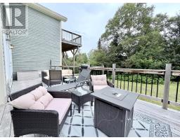 9 Brook Close thumbnail 22