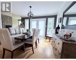 9 Brook Close thumbnail 6