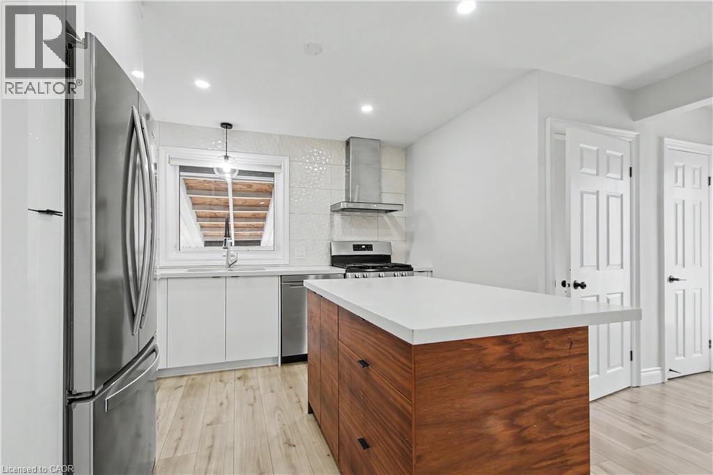 15 GREENWOOD Street - Image 13
