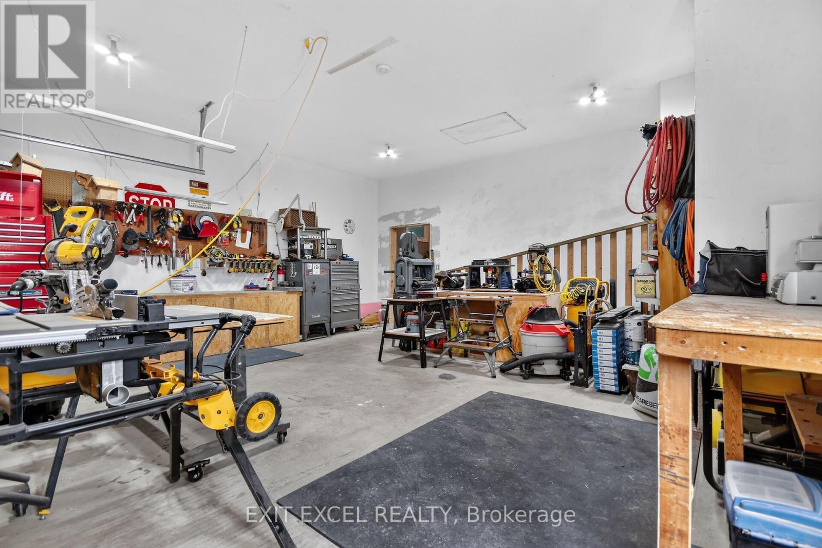 44 COLONEL MURRAY STREET - Image 25