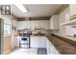 1949 Greenway Park Lane, Ottawa, ON K1B5A9 Photo 16