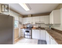 1949 Greenway Park Lane, Ottawa, ON K1B5A9 Photo 17