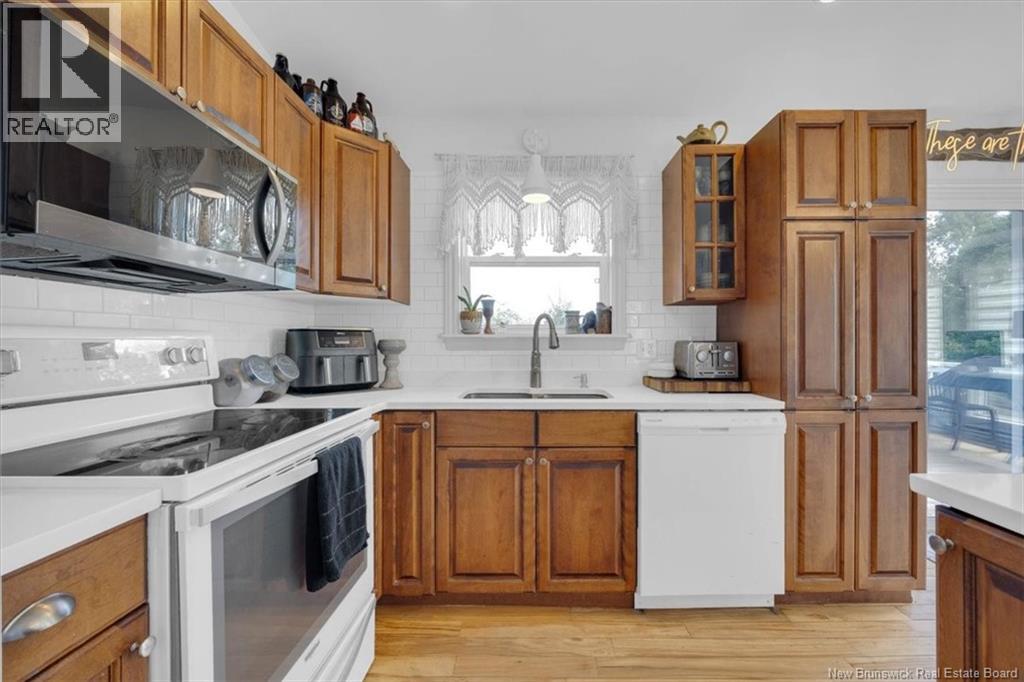 148 Gondola Blvd - Image 10