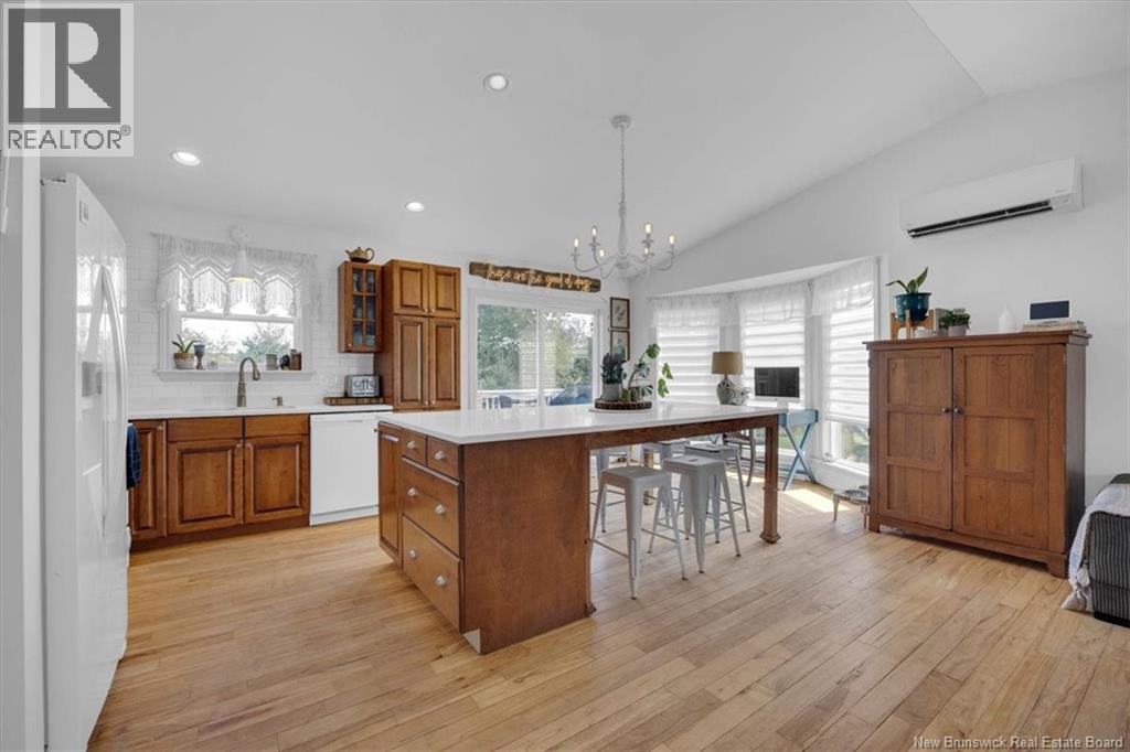 148 Gondola Blvd - Image 11