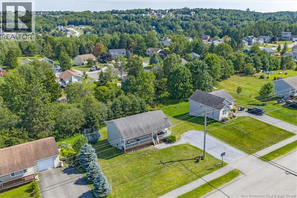 148 Gondola Blvd - Image 34