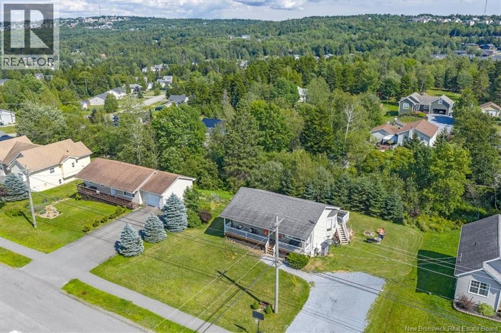 148 Gondola Blvd - Image 35