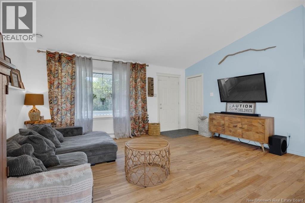 148 Gondola Blvd - Image 7