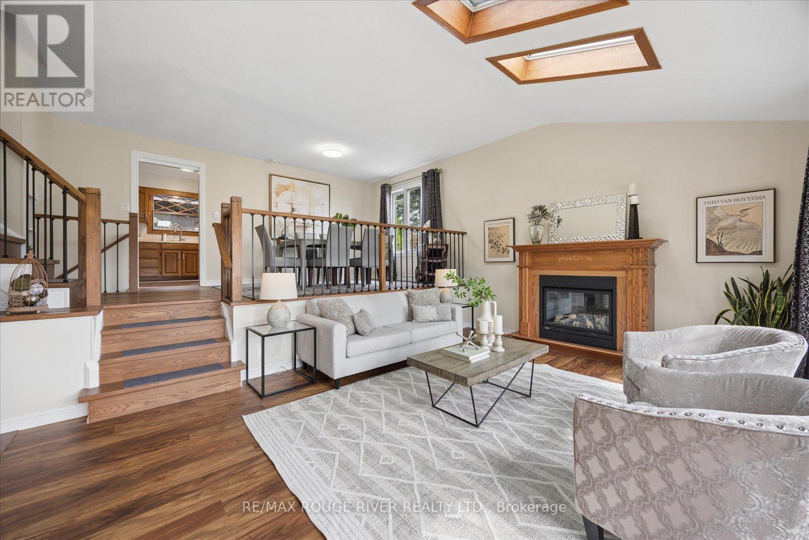 881 SWISS HEIGHTS DRIVE - Image 4